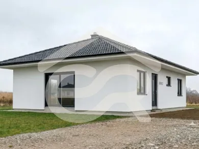 Domy na sprzedaż, Malý Lapáš · €238 000