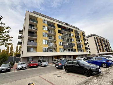Na predaj 2-izbový byt, 42 m², Galanta, Karola Duchoňa