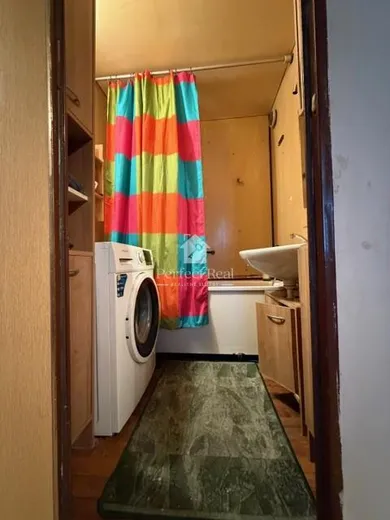 Na predaj 3-izbový byt, 74 m², Igram
