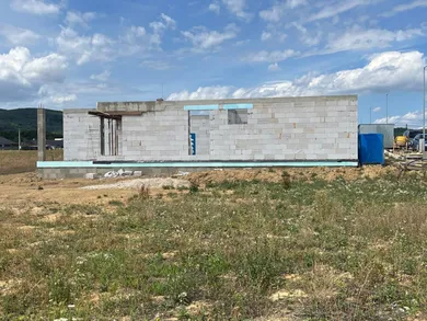 Na predaj 4-izbový dom, 141 m², Trenčianske Jastrabie