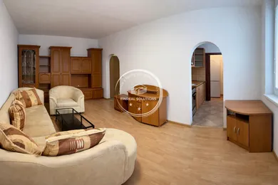 Mieszkania na wynajem, 1-pokojowe, Trenčín · €450