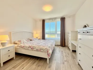 Na predaj 3-izbový byt, 70 m², Bratislava-Lamač, Hany Ponickej