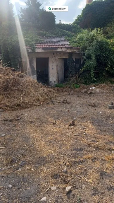 Na predaj pozemok, 514 m², Komárno