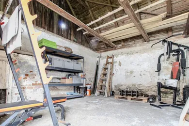 Na predaj 3-izbový dom, 95 m², Bratislava-Záhorská Bystrica