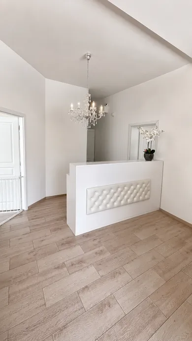 Lokale komercyjne na wynajem, Banská Bystrica · €1200