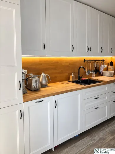 Na predaj 3-izbový byt, 70 m², Bratislava-Nové Mesto