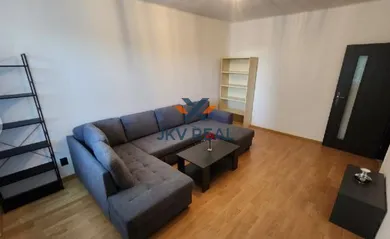 Mieszkania na wynajem, 2-pokojowe, Michalovce · €520