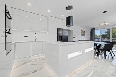 Eladó lakások, 4-szobás, Šamorín · €319 000