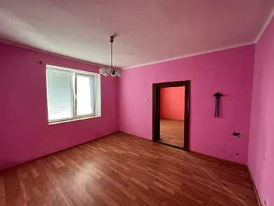 Na predaj dom, 175 m², Pribeník