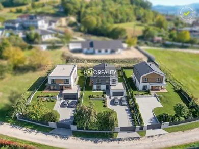 Na predaj pozemok, 587 m², Považská Bystrica