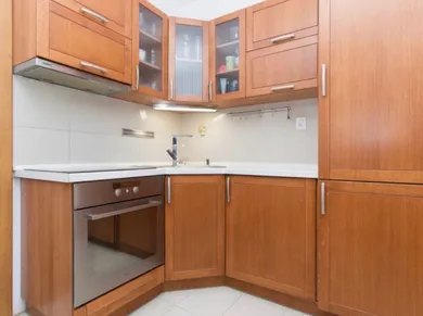 Na predaj 3-izbový byt, 73 m², Bratislava-Ružinov, Ružová dolina