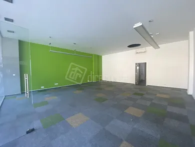 Lokale komercyjne na wynajem, Trenčín · €1079