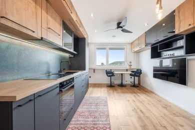 Na predaj 1-izbový byt, 33 m², Bratislava-Dúbravka, Drobného