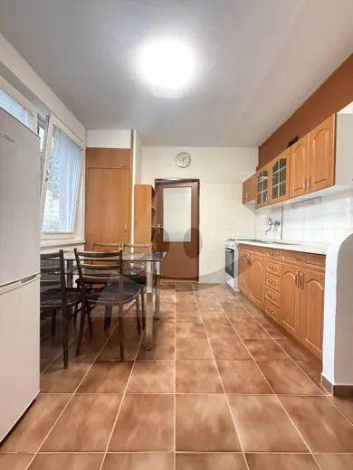 Na prenájom 3-izbový byt, 70 m², Martin, Centrum