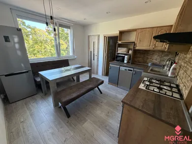 Na prenájom 2-izbový byt, 67 m², Topoľčany, Žalmana