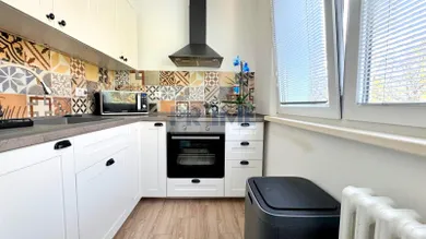 Na prenájom 1-izbový byt, 36 m², Bratislava-Dúbravka, Pekníkova