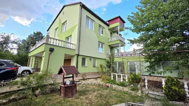 Domy na predaj, Nitra · €515 000