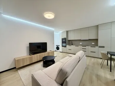 Na prenájom 2-izbový byt, 45 m², Košice-Staré Mesto