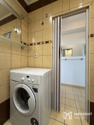 Na prenájom 1-izbový byt, 17 m², Dubnica nad Váhom, ul. Kpt. Nálepku