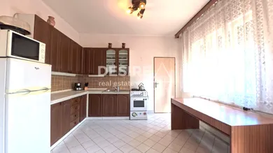 Na predaj 5-izbový dom, 300 m², Dlhá
