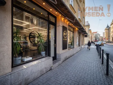 Na predaj objekt, 129 m², Bratislava-Staré Mesto, Dunajská