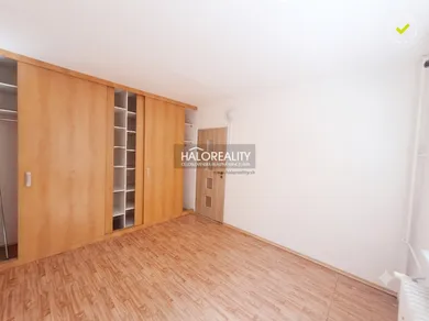 Na prenájom 2-izbový byt, 57 m², Handlová