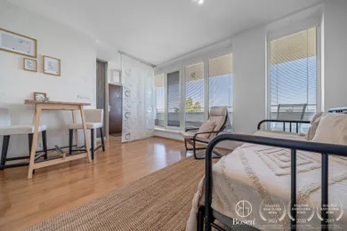 Na prenájom 1-izbový byt, 38 m², Bratislava-Nové Mesto, Horská