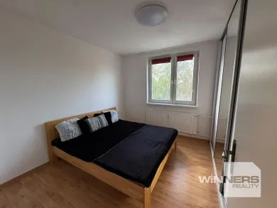 Na prenájom 2-izbový byt, 50 m², Michalovce, Konečná