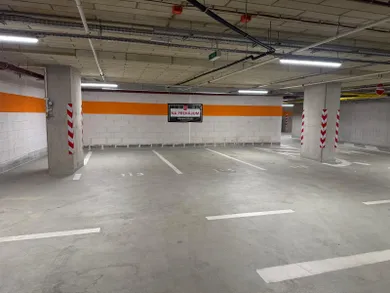 Na prenájom objekt, 14 m², Bratislava-Staré Mesto, Pribinova