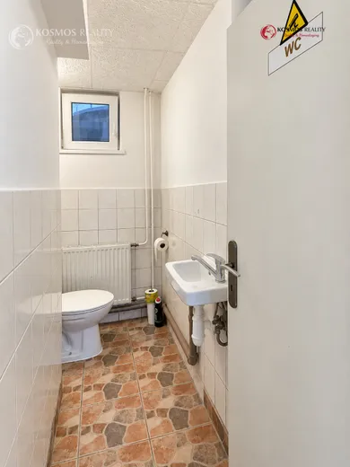 Na prenájom komerčné, 54 m², Košice-Juh, Staničná