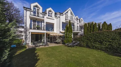 Domy na sprzedaż, Bratislava-Nové Mesto · €950 000