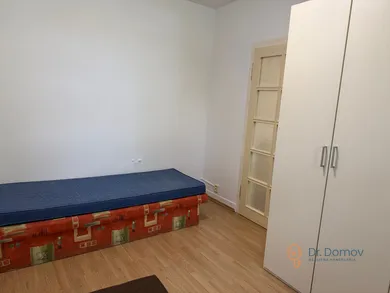 Na prenájom komerčné, 60 m², Bratislava-Dúbravka, Koprivnická