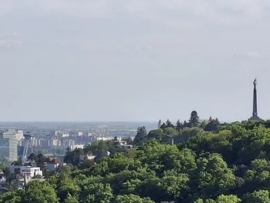 Mieszkania na sprzedaż, 4-pokojowe, Bratislava-Nové Mesto · €394 000