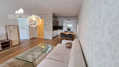 Na prenájom 2-izbový byt, 61 m², Bratislava-Záhorská Bystrica