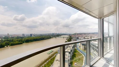 Na prenájom byt v Bratislava-Staré Mesto · €3 700 · Novostavba