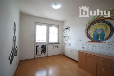 Na predaj 4-izbový byt, 90 m², Martin, P. V. Rovnianka