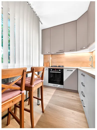 Na prenájom 2-izbový byt, 57 m², Banská Bystrica, Sadová