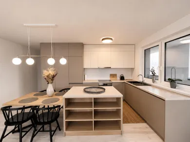 Mieszkania na sprzedaż, 3-pokojowe, Košice-Staré Mesto · €360 000