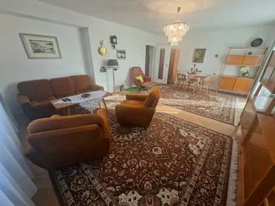 Na prenájom 3-izbový byt, 97 m², Piešťany, Holubyho