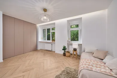 Na predaj 3-izbový byt, 99 m², Bratislava-Staré Mesto, Jelenia