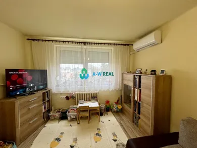 Na predaj 3-izbový byt, 63 m², Dunajská Streda, Ružový háj