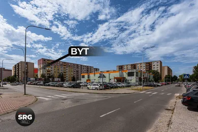 Na predaj 3-izbový byt, 81 m², Nové Zámky, T. Vansovej