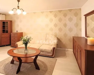 Na predaj 3-izbový byt, 70 m², Bratislava-Podunajské Biskupice