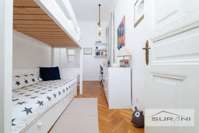 Na prenájom 4-izbový byt, 108 m², Bratislava-Staré Mesto, Štefánikova
