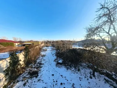 Na predaj pozemok v Nové Zámky · €99 · Pôvodný stav