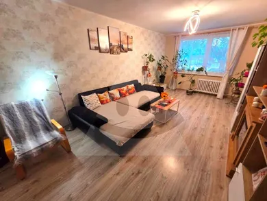 Na predaj 3-izbový byt, 63 m², Komárno, Nám.Kossutha