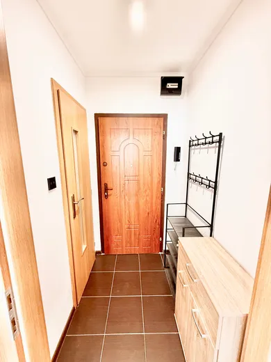 Na prenájom 1-izbový byt, 19 m², Nové Zámky, Nábrežná