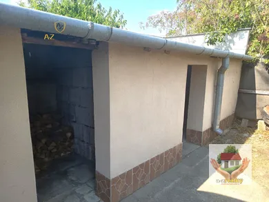 Na predaj 3-izbový dom, 430 m², Nové Zámky
