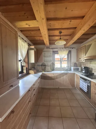 Na predaj 4-izbový rekreačný dom, 170 m², Zázrivá