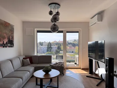 Na prenájom 2-izbový byt, 60 m², Nitra
